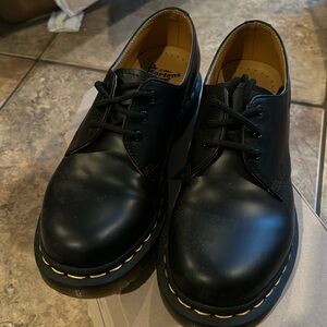 Dr. Martens 1461 3 eye Oxford. Excellent condition. Worn only a couple of times.